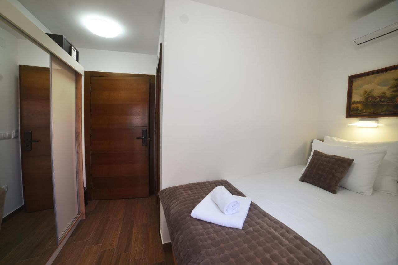 "Mini Hotel Vienna" Apartments Vrnjačka Banja Extérieur photo
